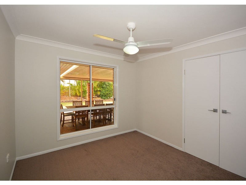 42 Aimee Drive, Urangan QLD 4655