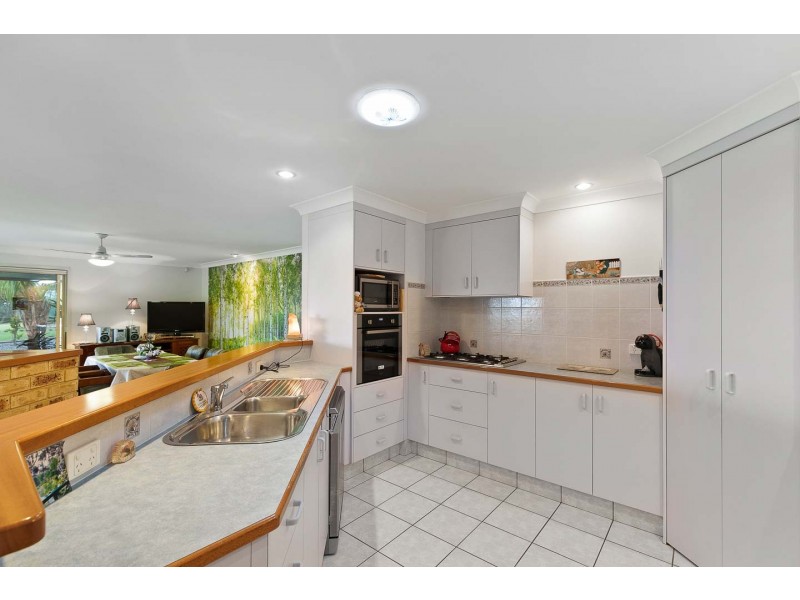 65 Cove Boulevard, River Heads QLD 4655