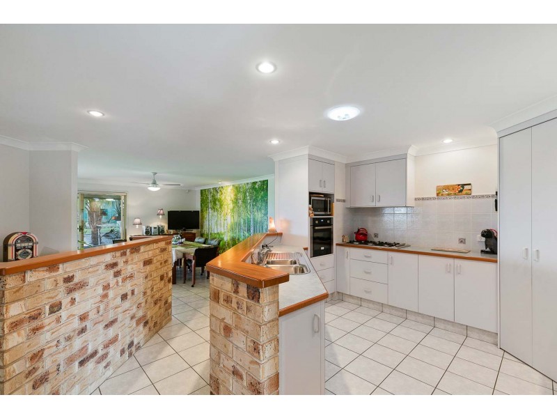 65 Cove Boulevard, River Heads QLD 4655