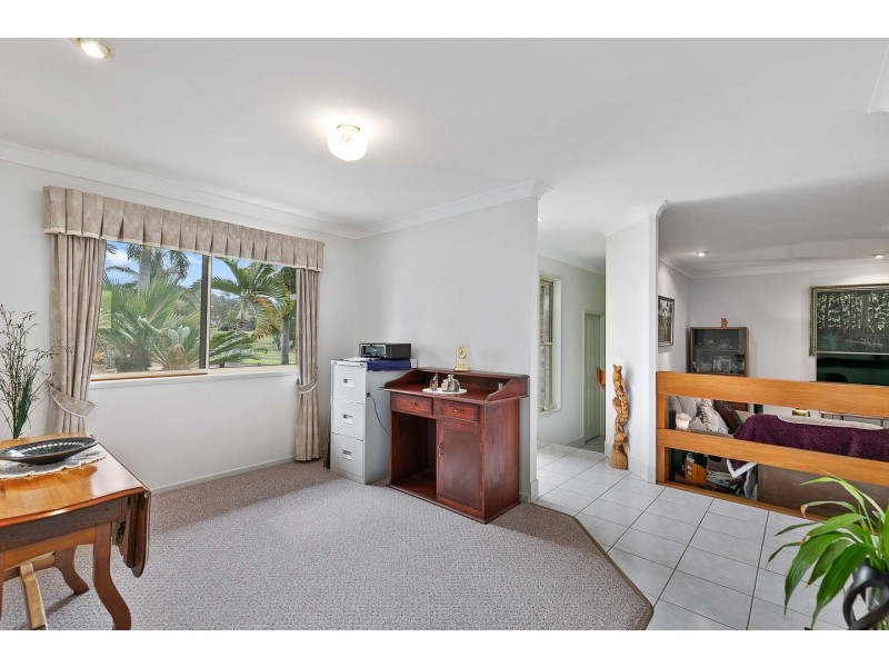 65 Cove Boulevard, River Heads QLD 4655