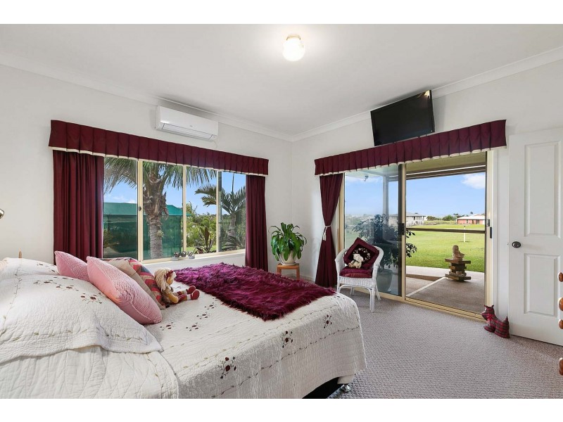 65 Cove Boulevard, River Heads QLD 4655