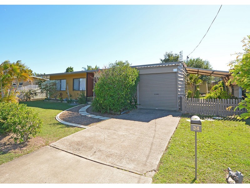 34 Colyton Street, Torquay QLD 4655