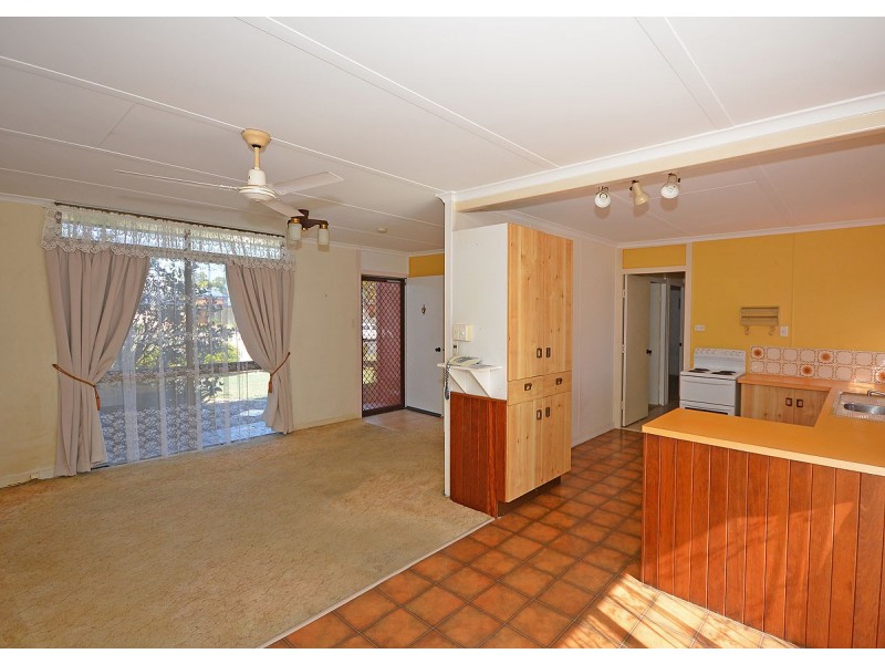34 Colyton Street, Torquay QLD 4655