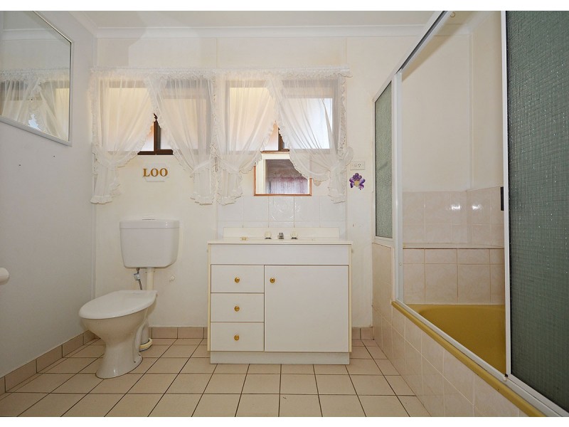 34 Colyton Street, Torquay QLD 4655