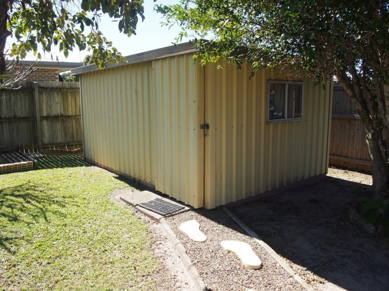 34 Colyton Street, Torquay QLD 4655