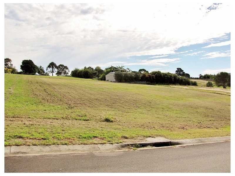 4 Edgewater Court, Craignish QLD 4655