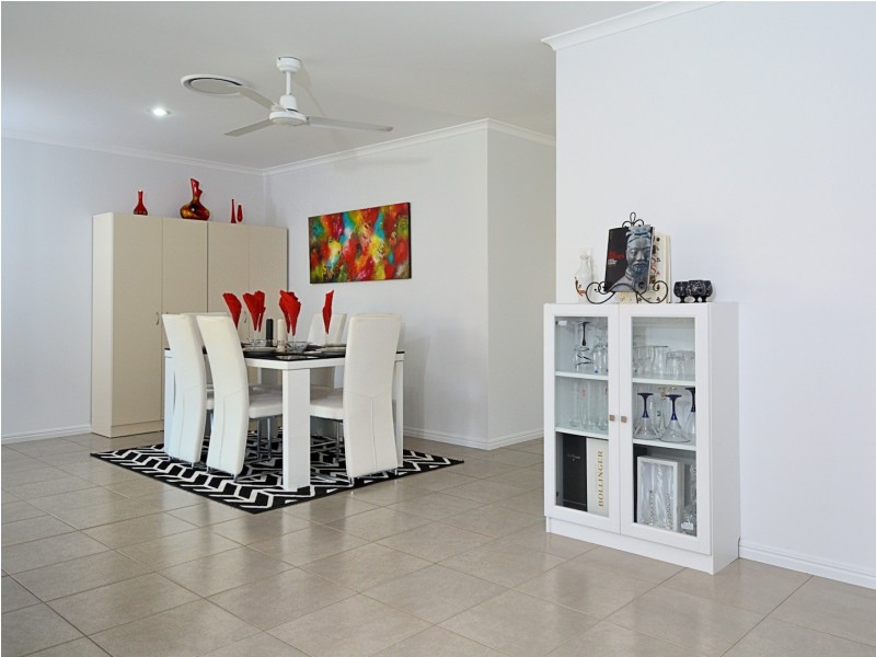 15 Seashore Way, Toogoom QLD 4655
