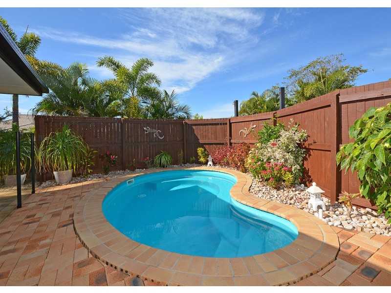 1 Westminster Court, Kawungan QLD 4655