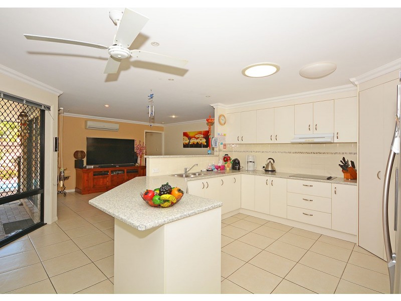 1 Westminster Court, Kawungan QLD 4655