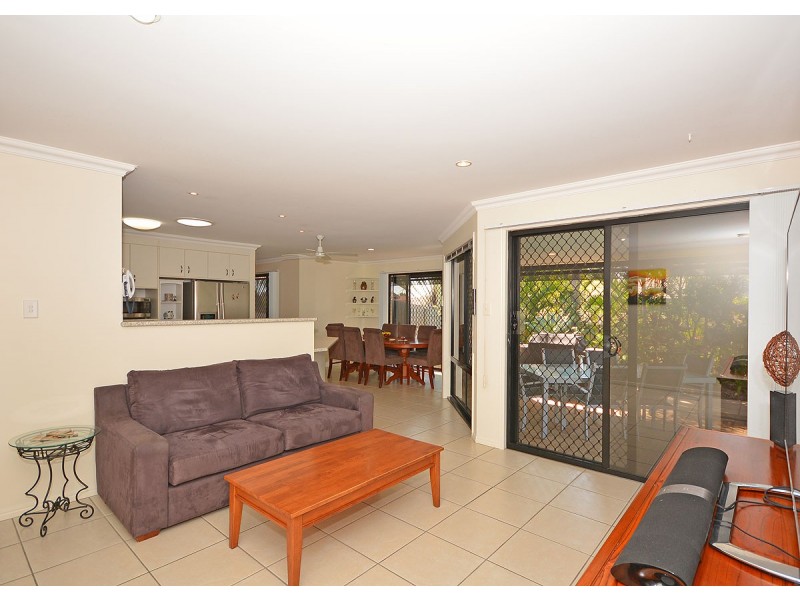 1 Westminster Court, Kawungan QLD 4655