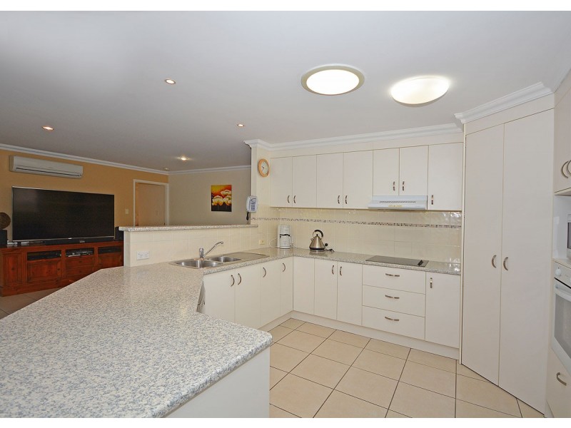 1 Westminster Court, Kawungan QLD 4655