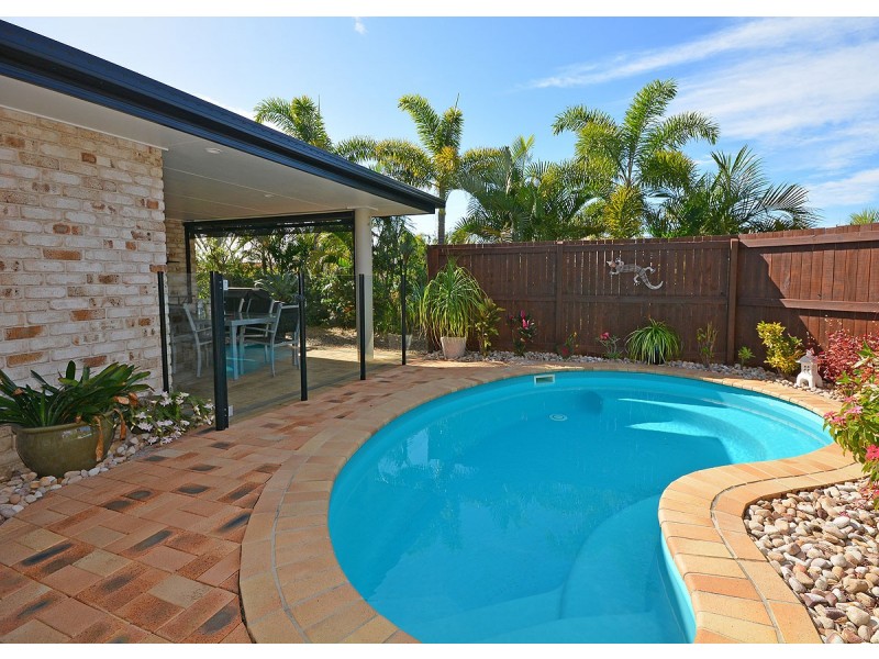 1 Westminster Court, Kawungan QLD 4655