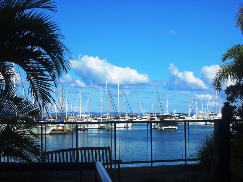 Unit 110 and 111 Mantra Resort, Buccaneer Drive, Urangan QLD 4655