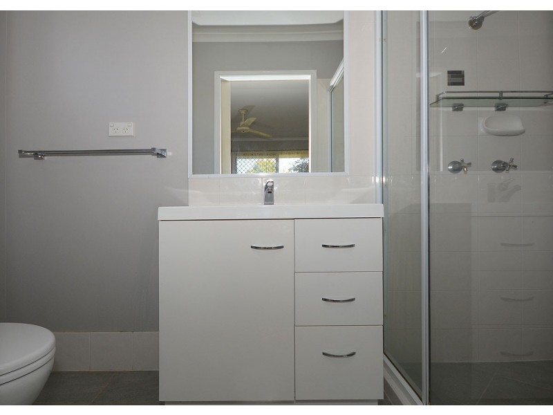 9 Kensi Court, Point Vernon QLD 4655