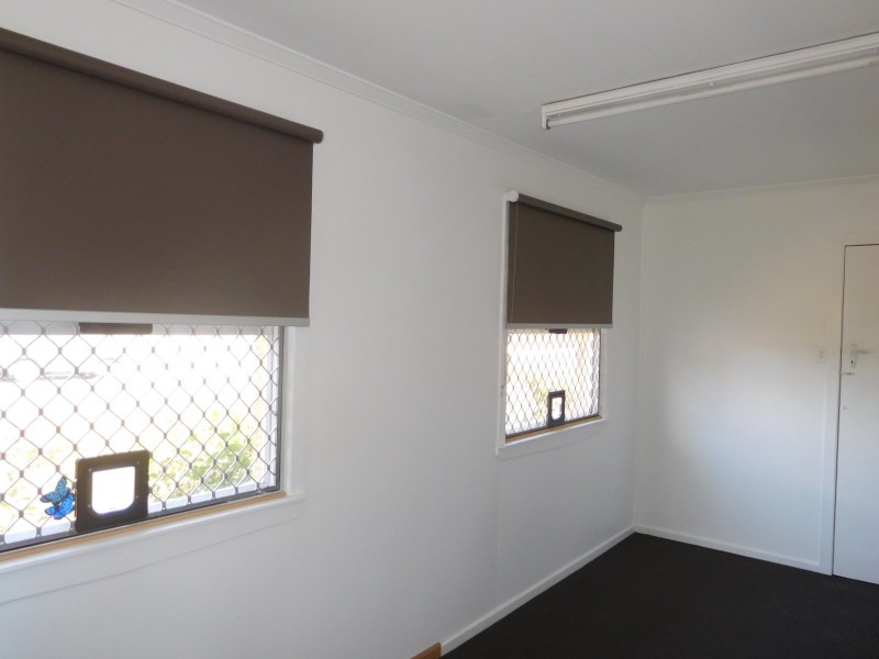 12 Edward Street, Urangan QLD 4655