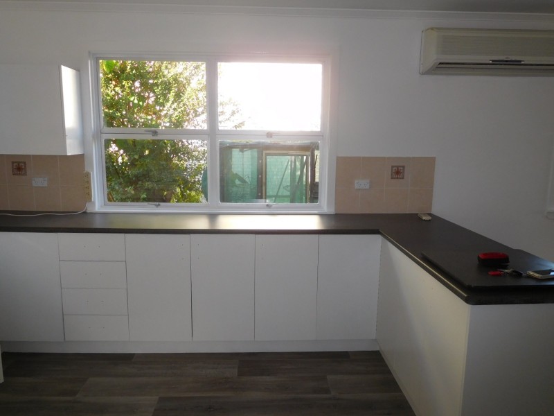 12 Edward Street, Urangan QLD 4655