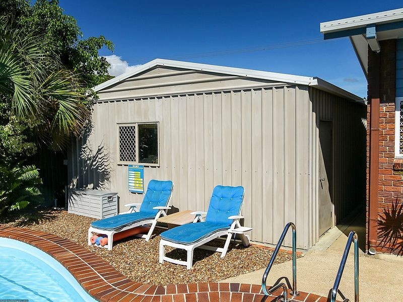 2 Howlett Street, Urangan QLD 4655