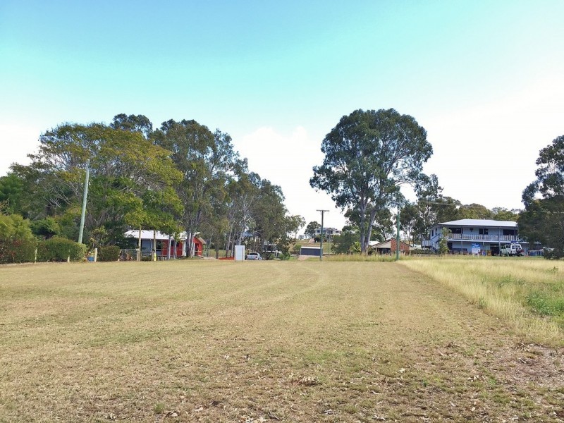 10 Ferris Ave, River Heads QLD 4655