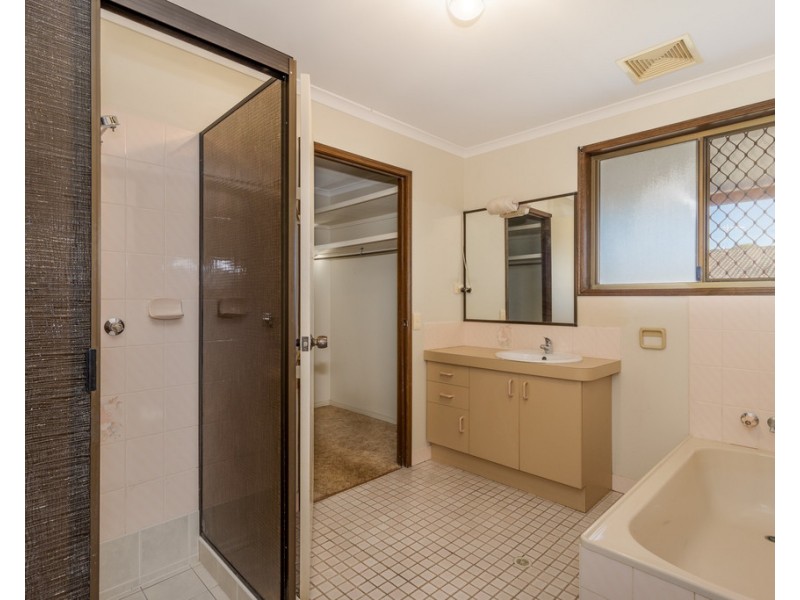 7 Barilba Street, Scarness QLD 4655