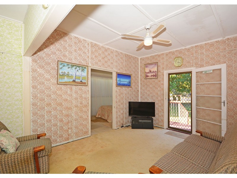 19 Mant Street, Point Vernon QLD 4655