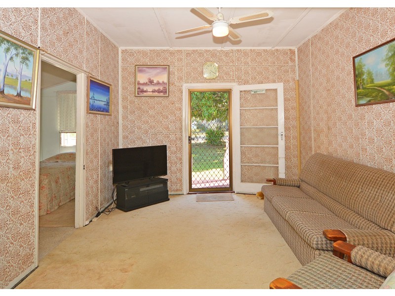 19 Mant Street, Point Vernon QLD 4655