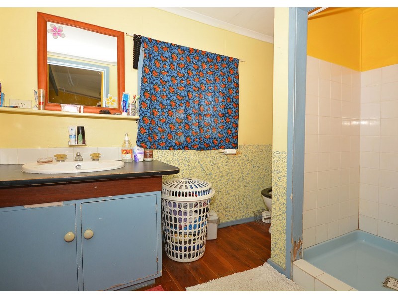 22 Scarborough Street, Scarness QLD 4655