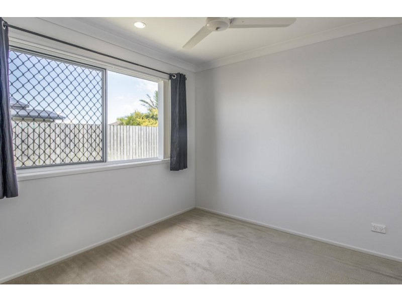 53 Lady Penrhyn Drive, Eli Waters QLD 4655