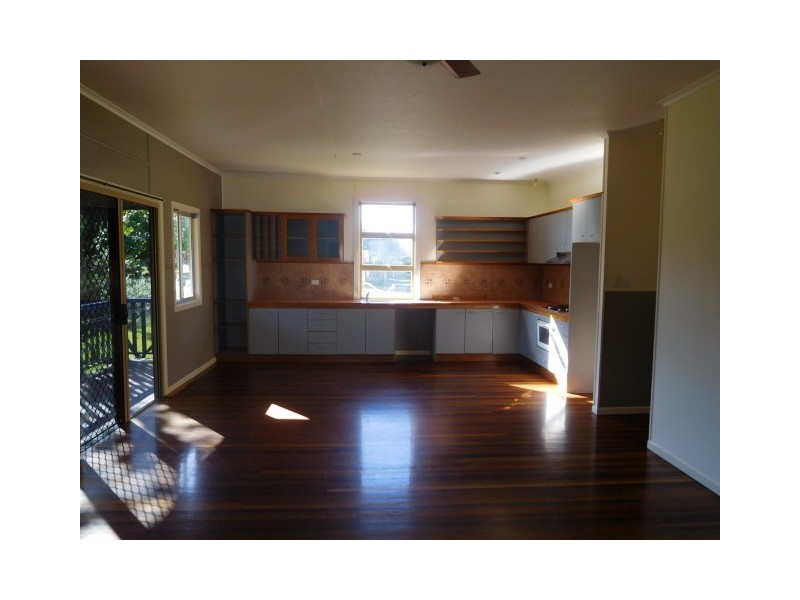 65 East Street, Scarness QLD 4655
