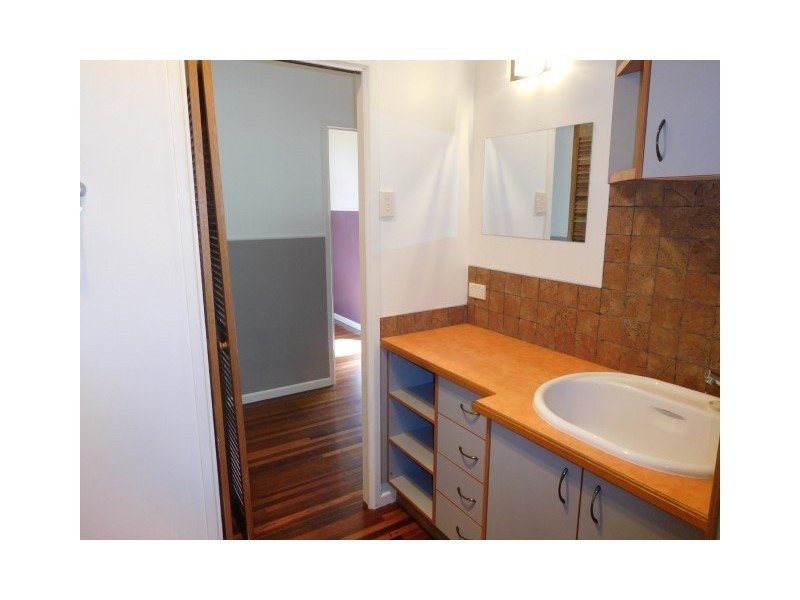 65 East Street, Scarness QLD 4655