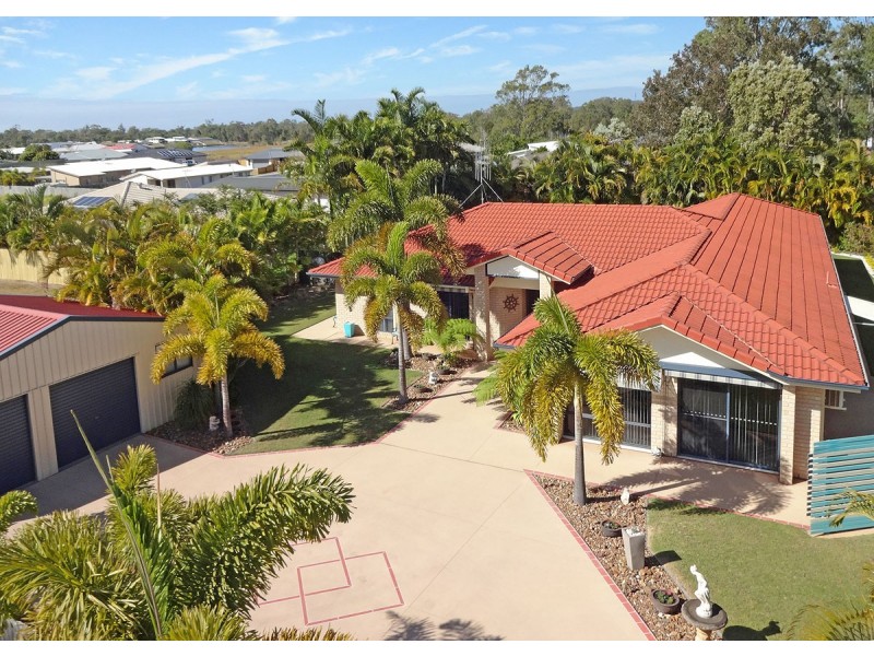 17 Fraser Waters Parade, Toogoom QLD 4655