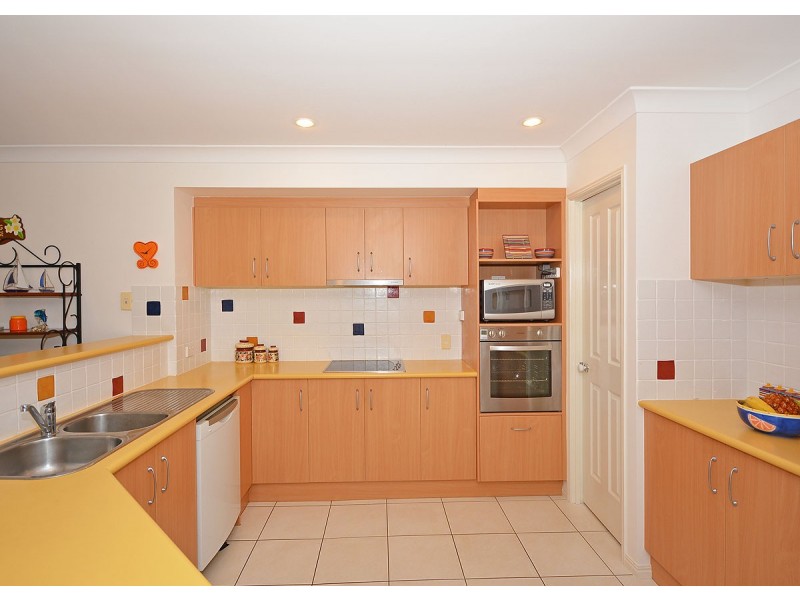 17 Fraser Waters Parade, Toogoom QLD 4655