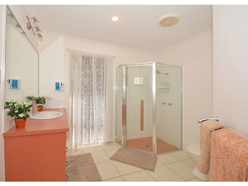 17 Fraser Waters Parade, Toogoom QLD 4655