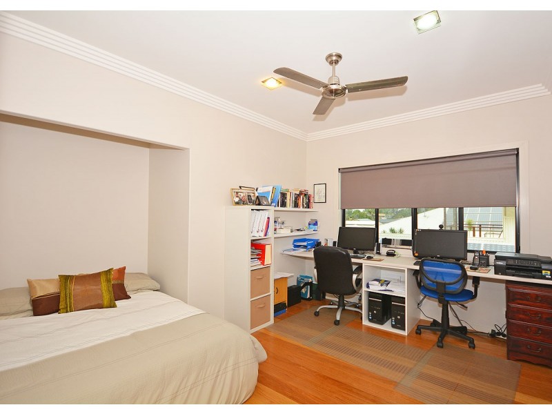 66 Long Street, Point Vernon QLD 4655