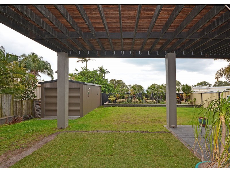 66 Long Street, Point Vernon QLD 4655