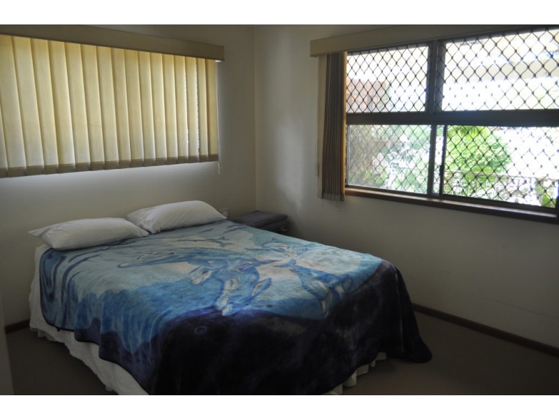 618 Charlton Esplanade, Urangan QLD 4655