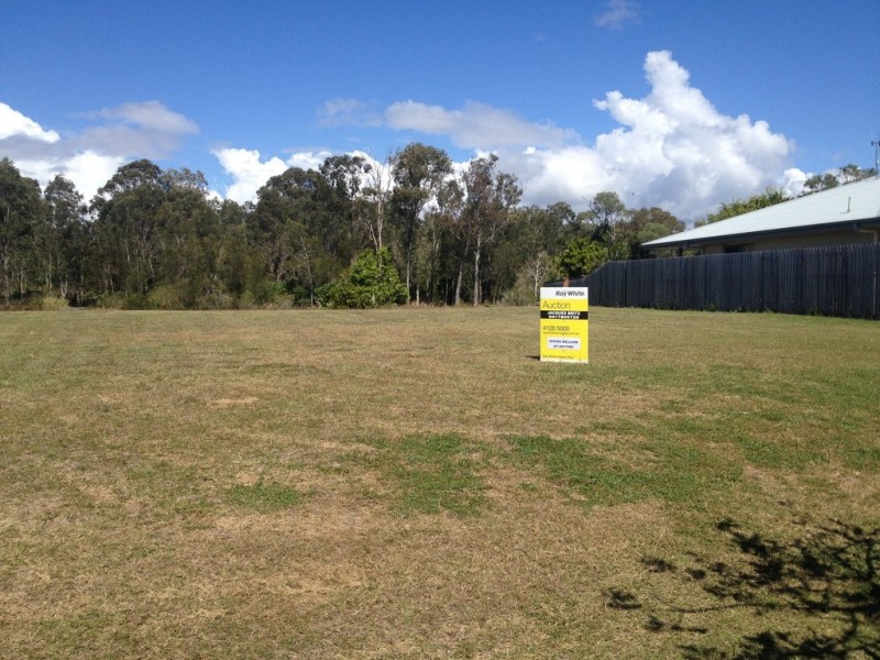 20 Spinnaker Drive, Point Vernon QLD 4655