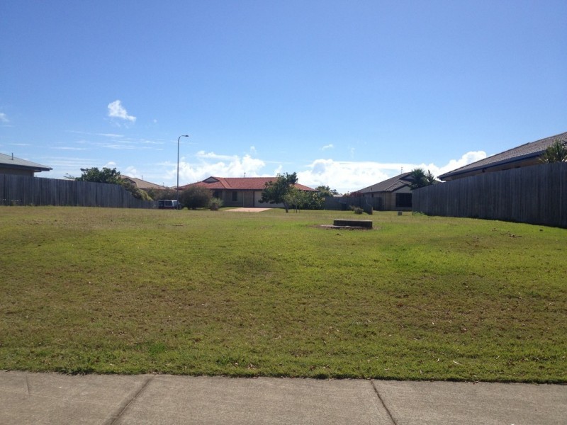 20 Spinnaker Drive, Point Vernon QLD 4655