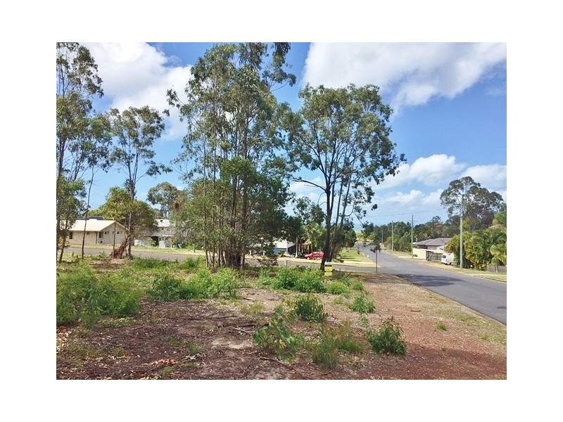 8 Sandpiper Street, River Heads QLD 4655