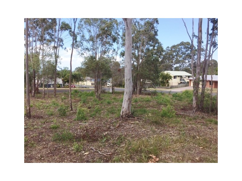 8 Sandpiper Street, River Heads QLD 4655