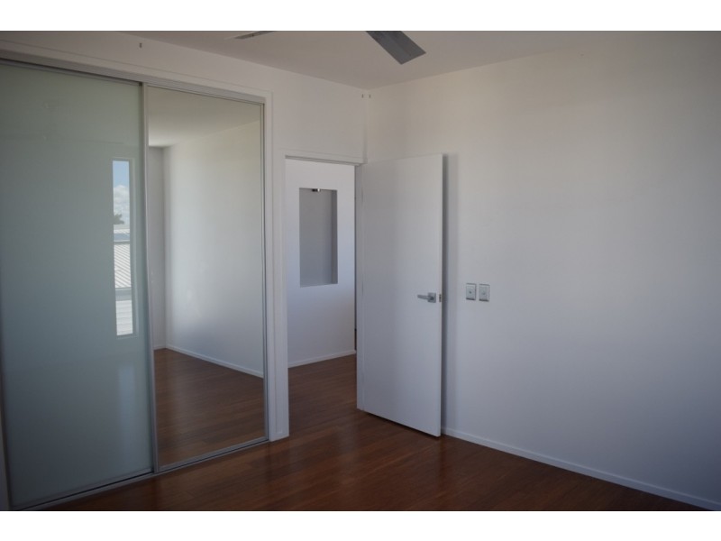 16 Davis Drive, Kawungan QLD 4655