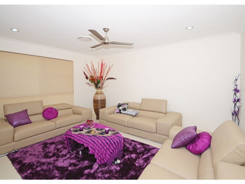 32 Parklands Boulevard, Wondunna QLD 4655