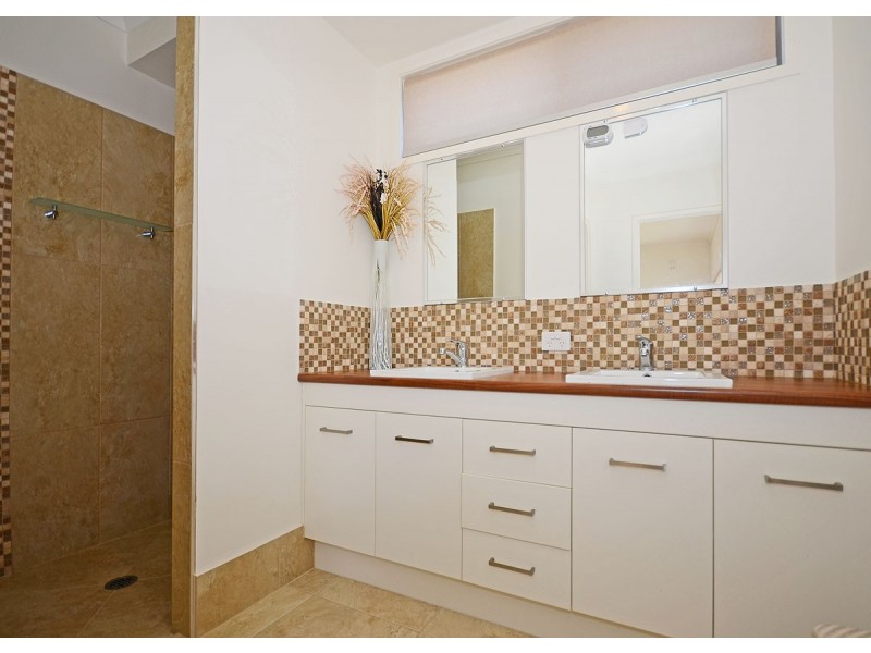 32 Parklands Boulevard, Wondunna QLD 4655