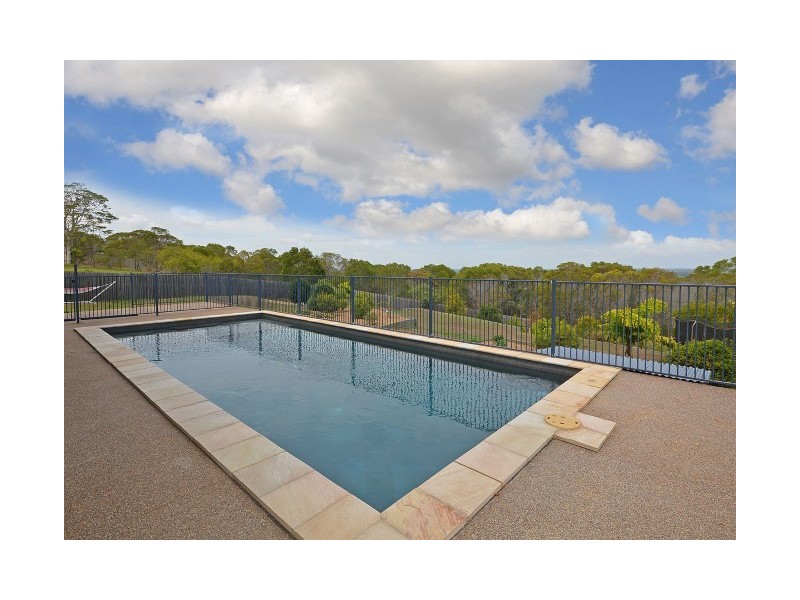 4 Sandy View Drive, Nikenbah QLD 4655