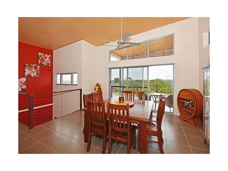 4 Sandy View Drive, Nikenbah QLD 4655