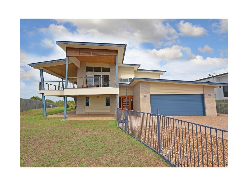 4 Sandy View Drive, Nikenbah QLD 4655