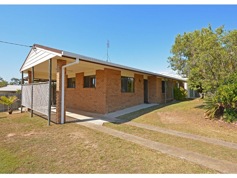 31 Park Street, Urangan QLD 4655