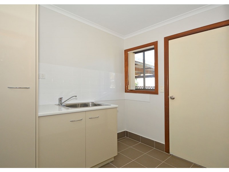 31 Park Street, Urangan QLD 4655