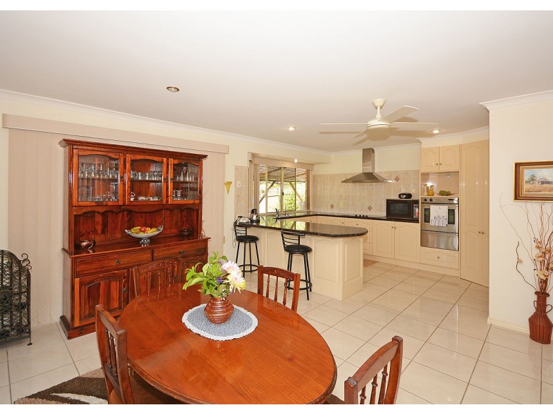 12 Ferryman Close, River Heads QLD 4655