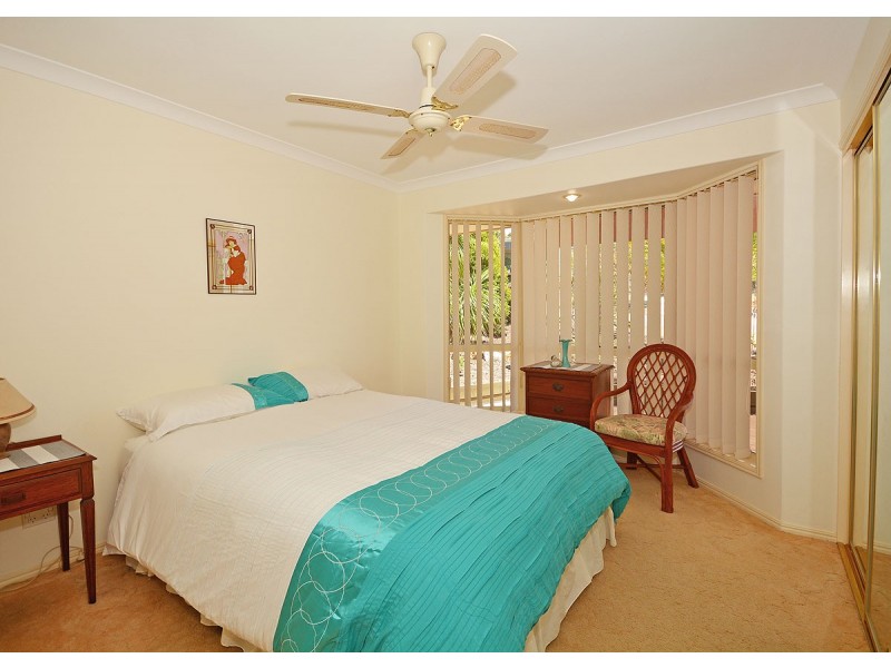 12 Ferryman Close, River Heads QLD 4655