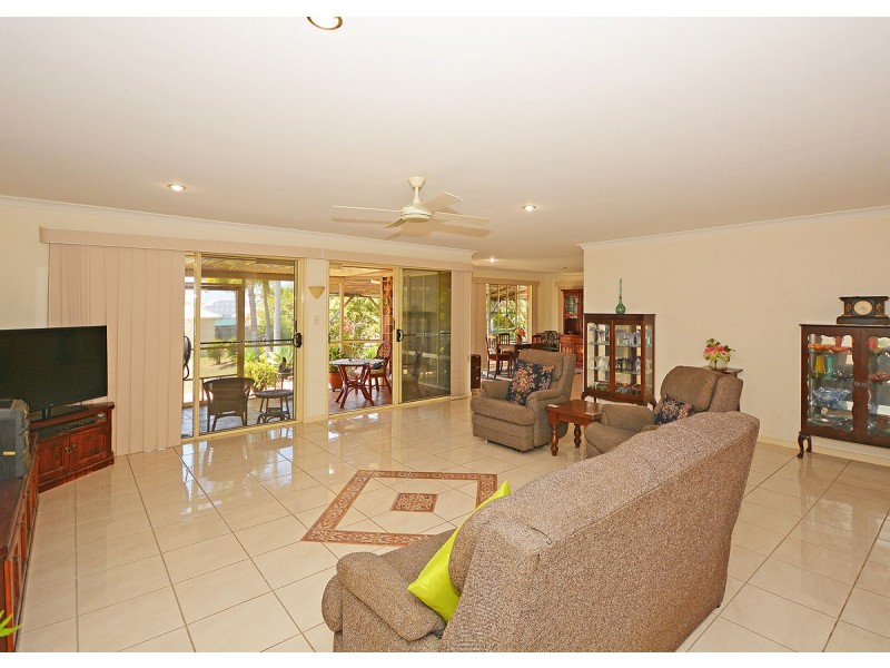 12 Ferryman Close, River Heads QLD 4655